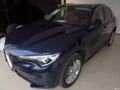 Alfa Romeo Stelvio (949)