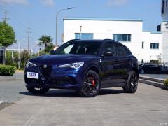 Alfa Romeo Stelvio (949) Фото Alfa Romeo Stelvio (949)