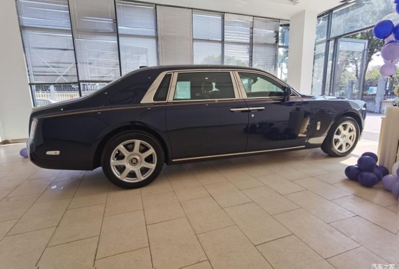 Rolls-Royce Ghost 