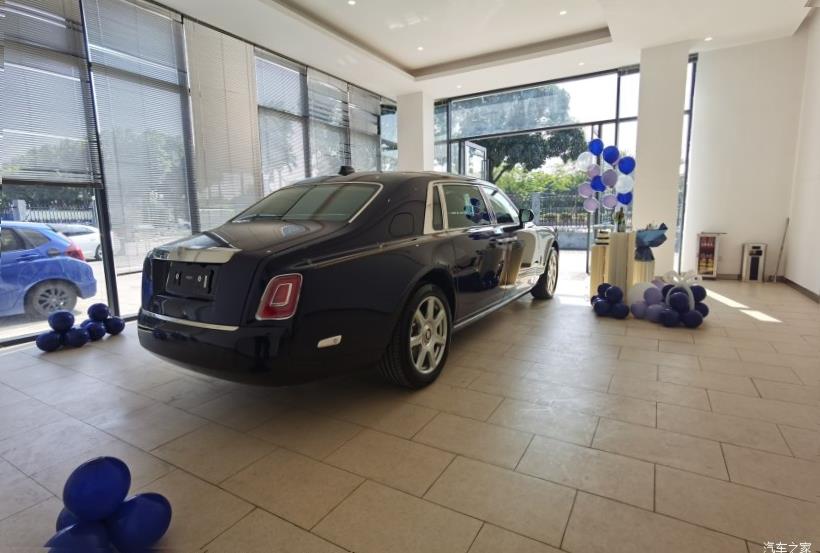 Rolls-Royce Ghost 