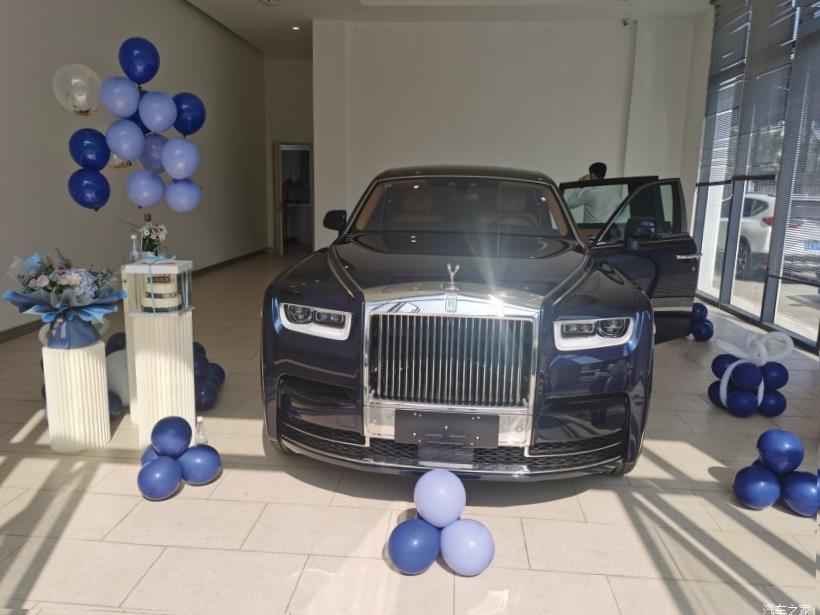 Rolls-Royce Ghost 