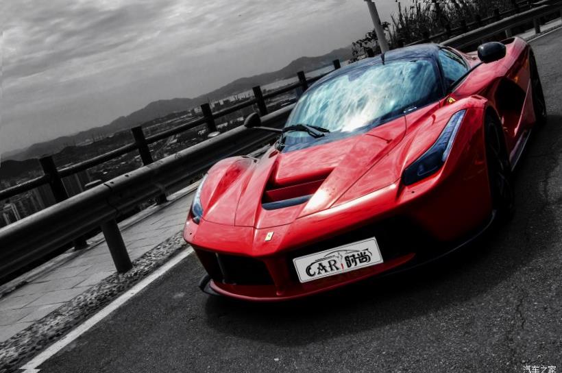 Ferrari 488 Pista