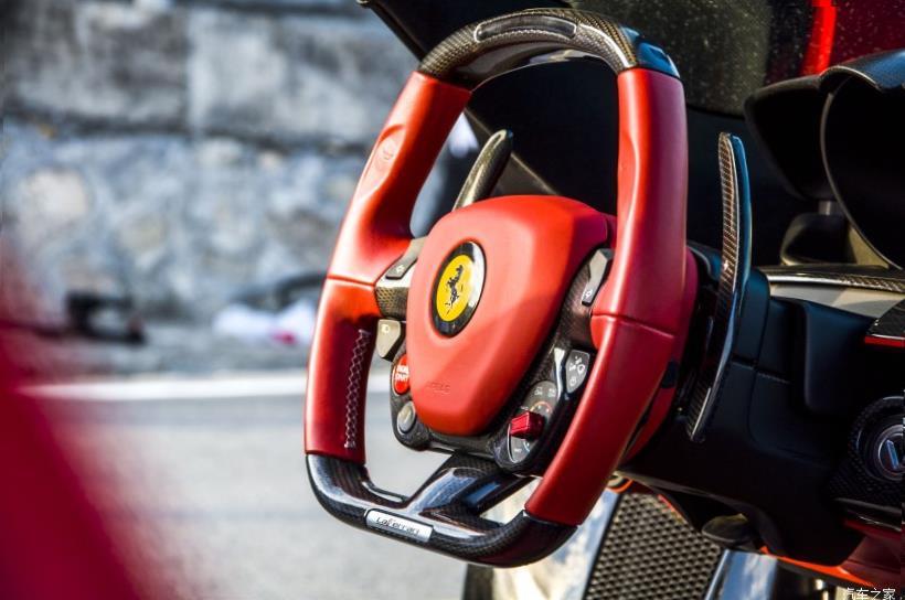 Ferrari 488 Pista