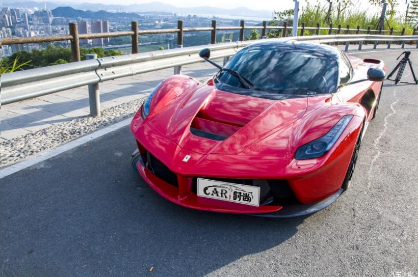 Ferrari 488 Pista