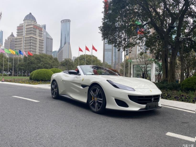 Ferrari 488 Pista