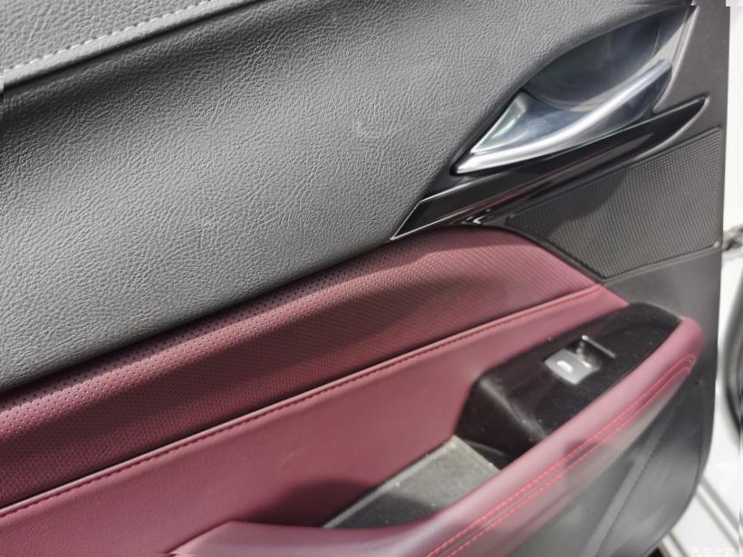 Cadillac CT4 