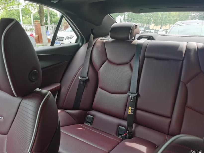 Cadillac CT4 