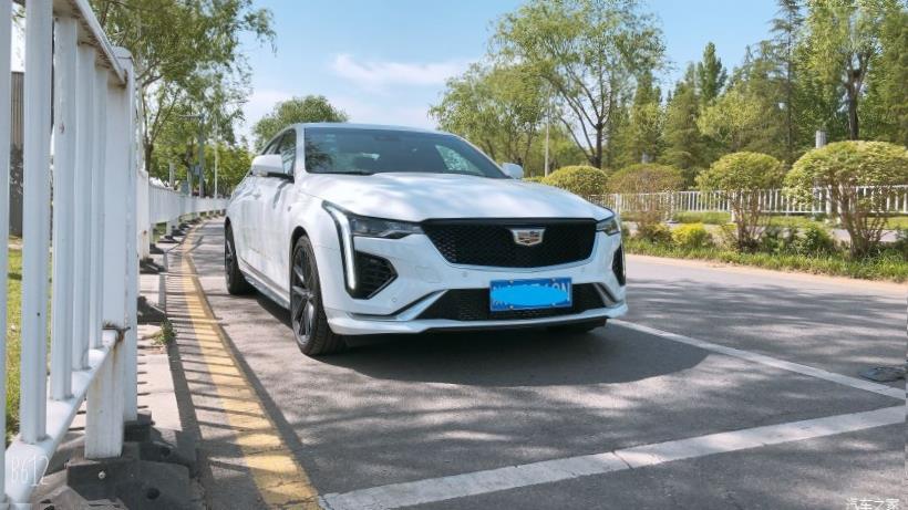 Cadillac CT4 