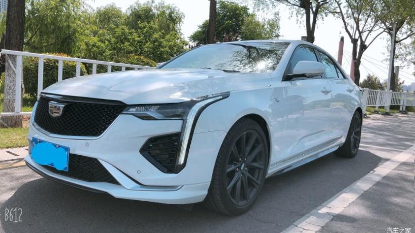 Cadillac CT4 