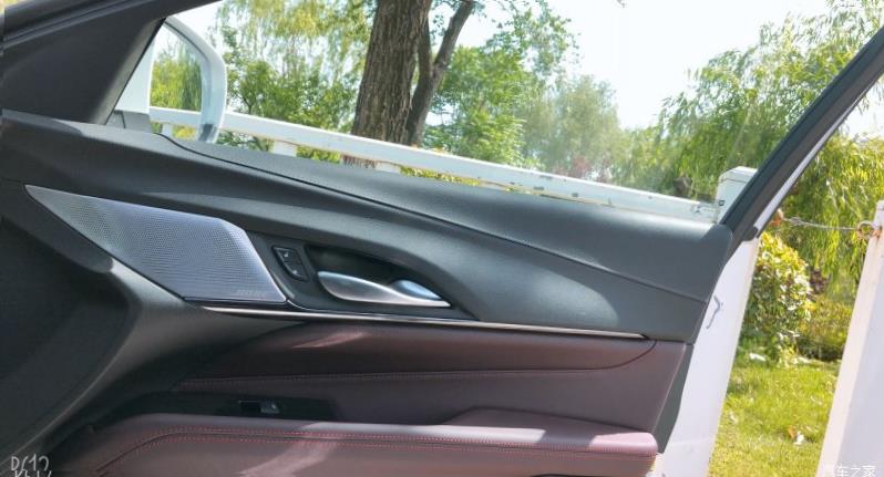 Cadillac CT4 