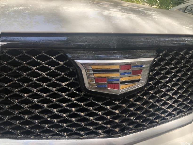 Cadillac CT4 