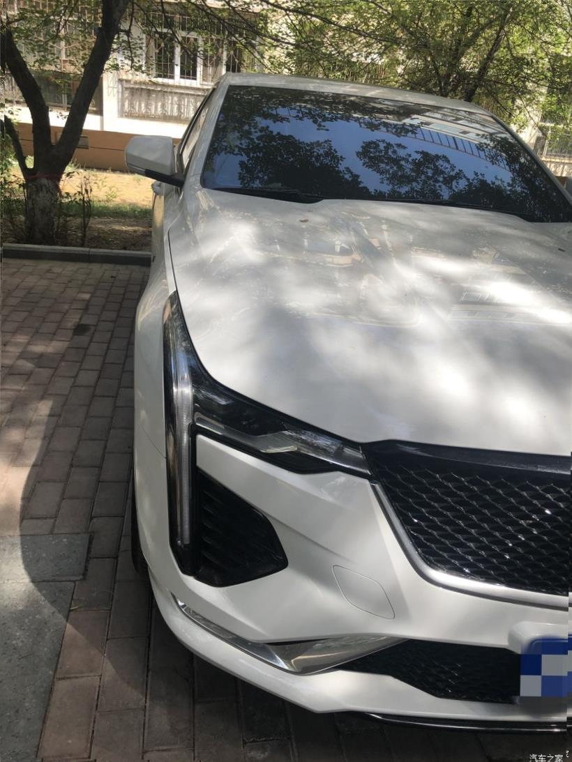 Cadillac CT4 