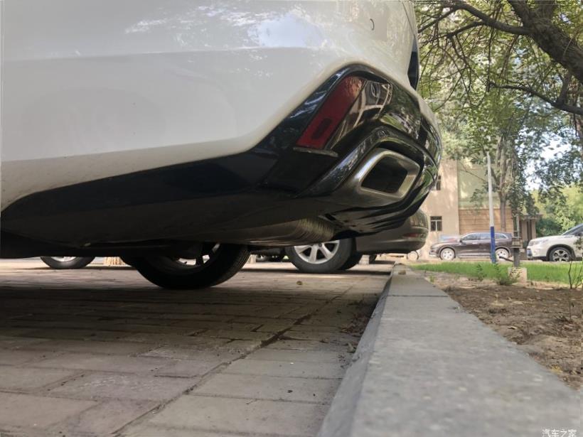 Cadillac CT4 