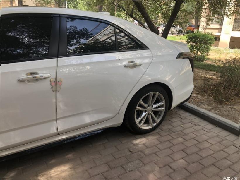 Cadillac CT4 