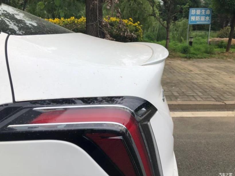Cadillac CT4 