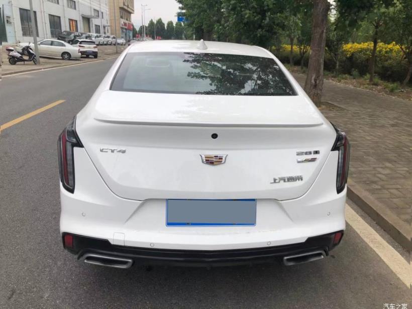 Cadillac CT4 