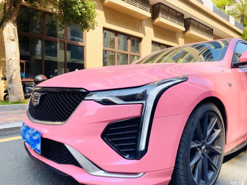 Cadillac CT4 