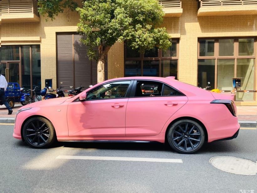 Cadillac CT4 