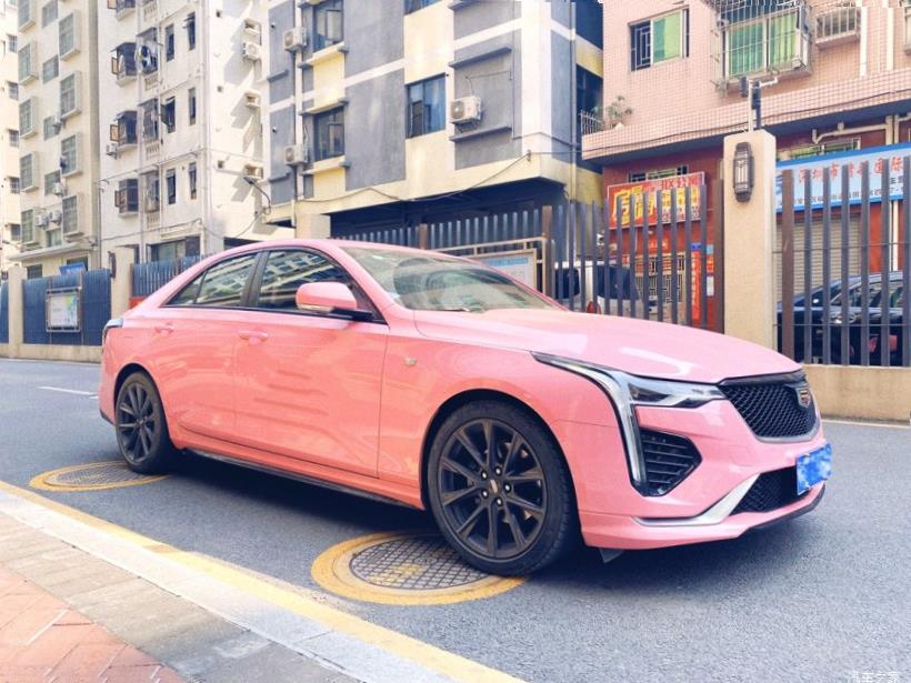 Cadillac CT4 