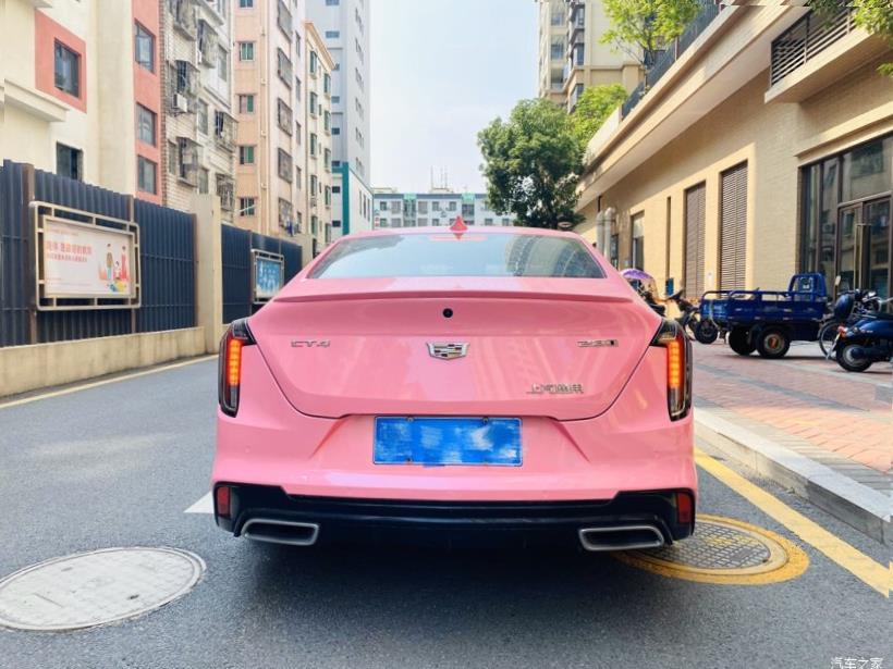 Cadillac CT4 