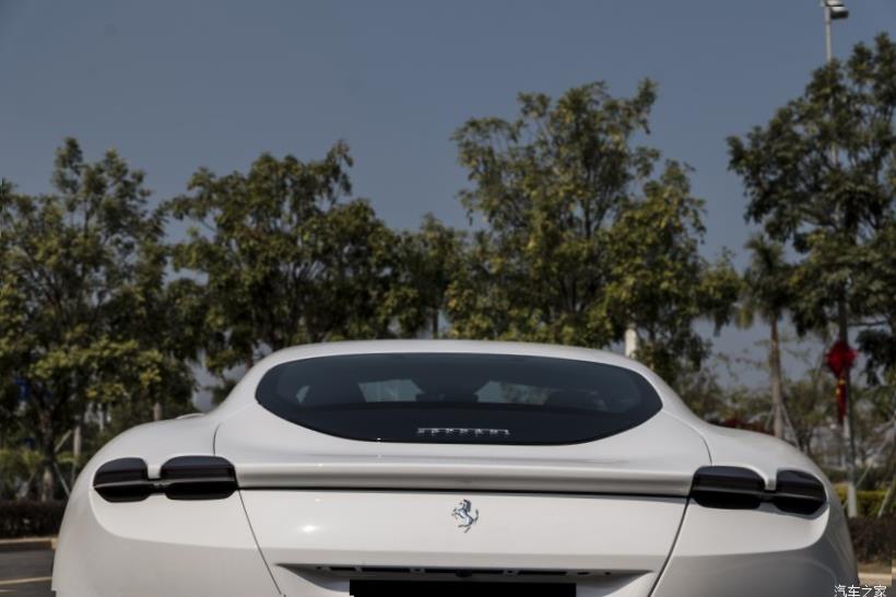 Ferrari 488 Pista 