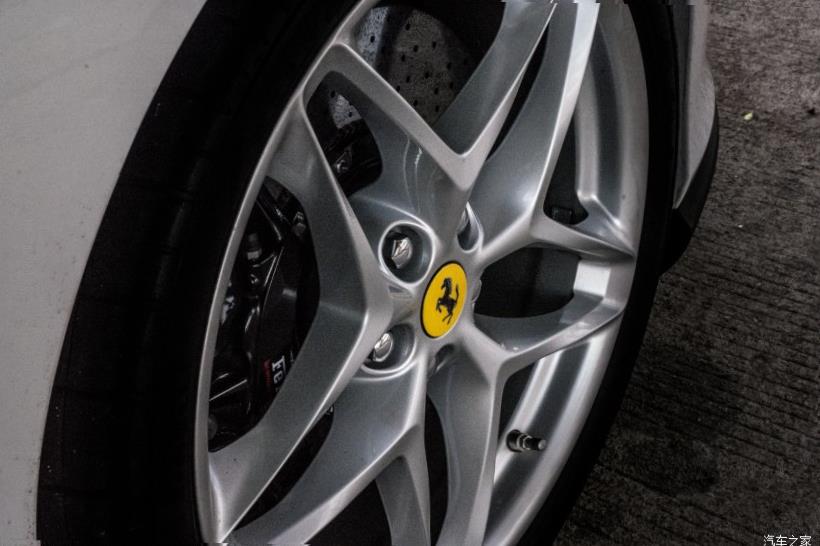 Ferrari 488 Pista 