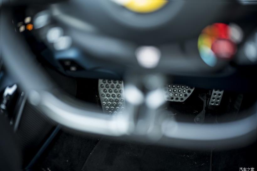Ferrari 488 Pista 