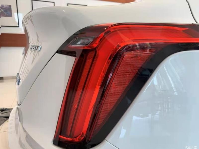 Cadillac CT4 