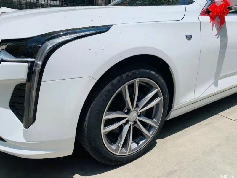 Cadillac CT4 