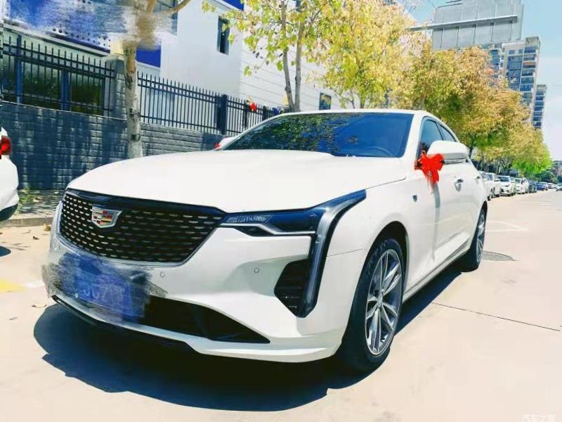 Cadillac CT4 