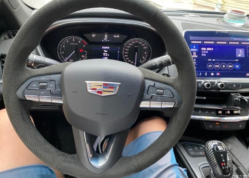 Cadillac CT5 