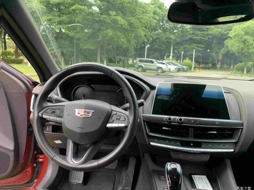 Cadillac CT5 