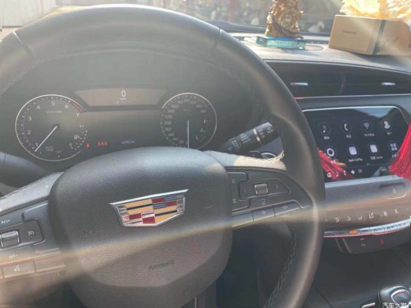 Cadillac XT4 