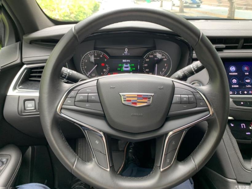 Cadillac XT5 