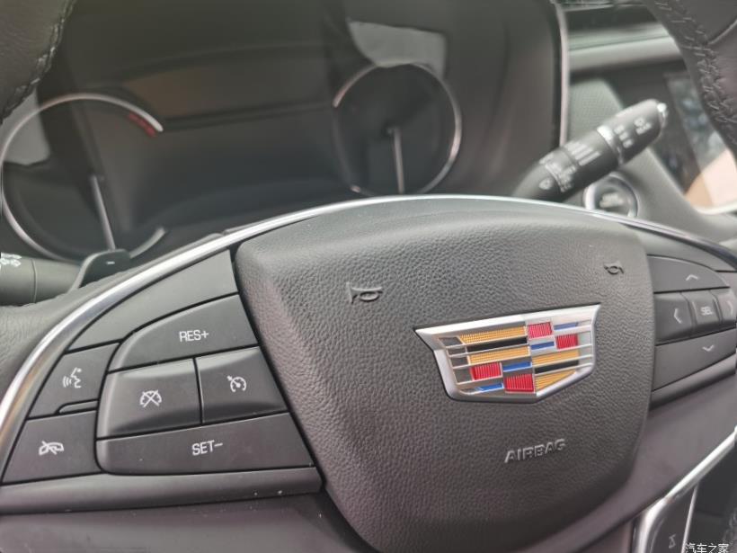 Cadillac XT5 