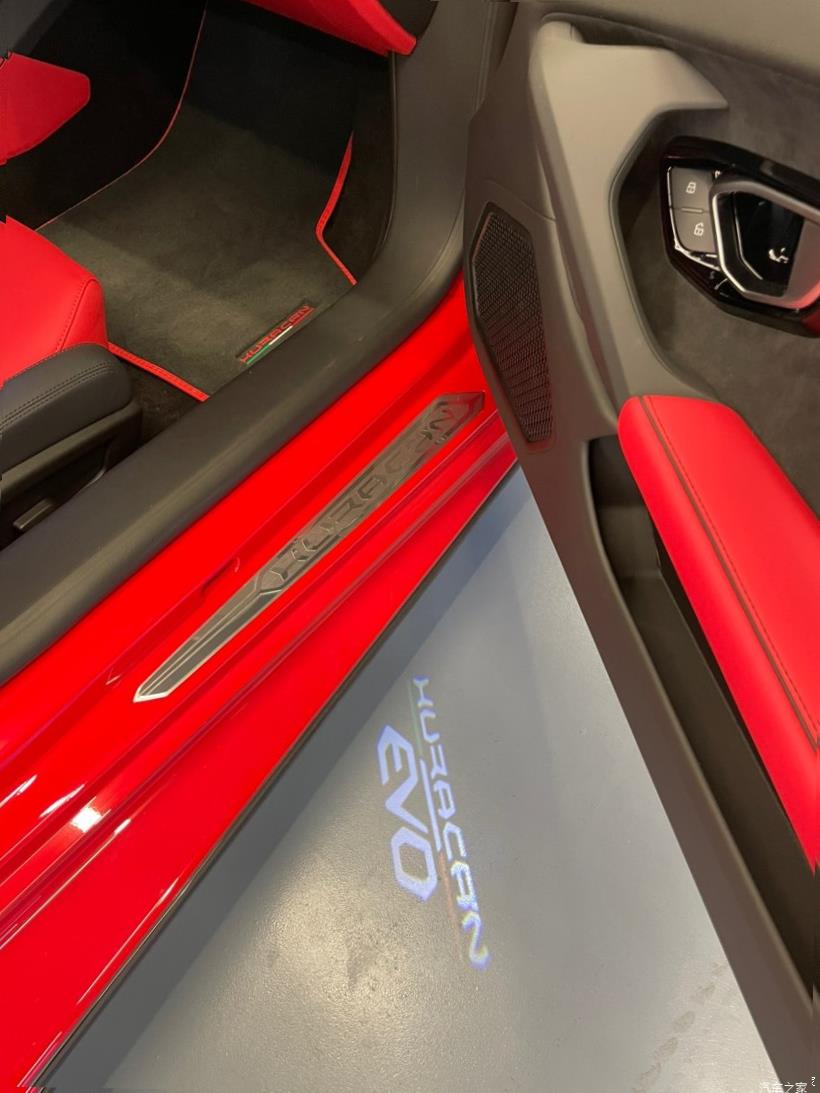 Lamborghini Huracan 