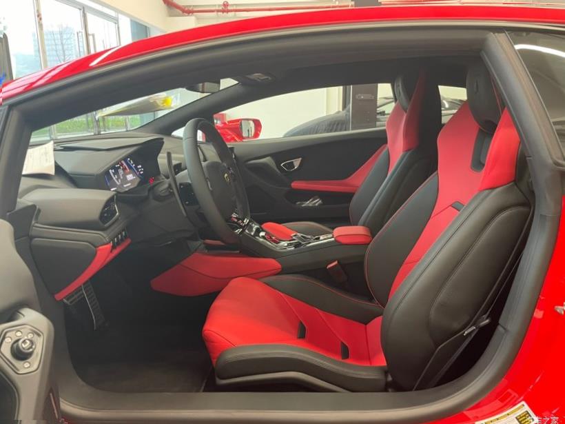 Lamborghini Huracan 