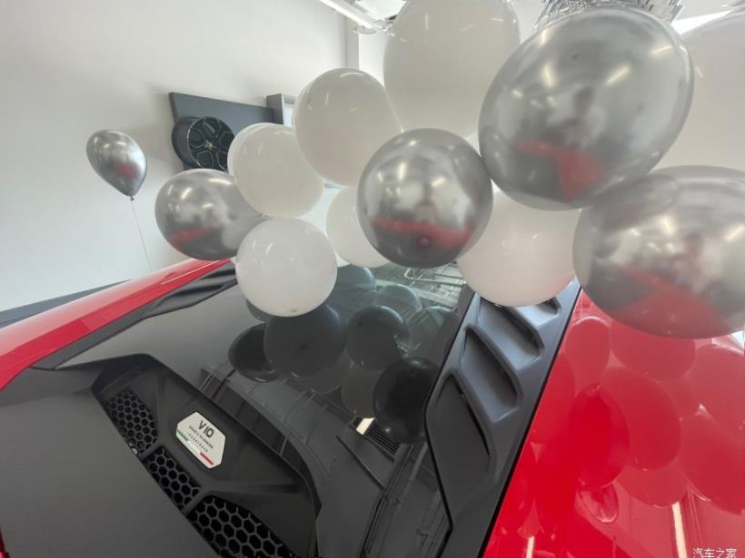 Lamborghini Huracan 