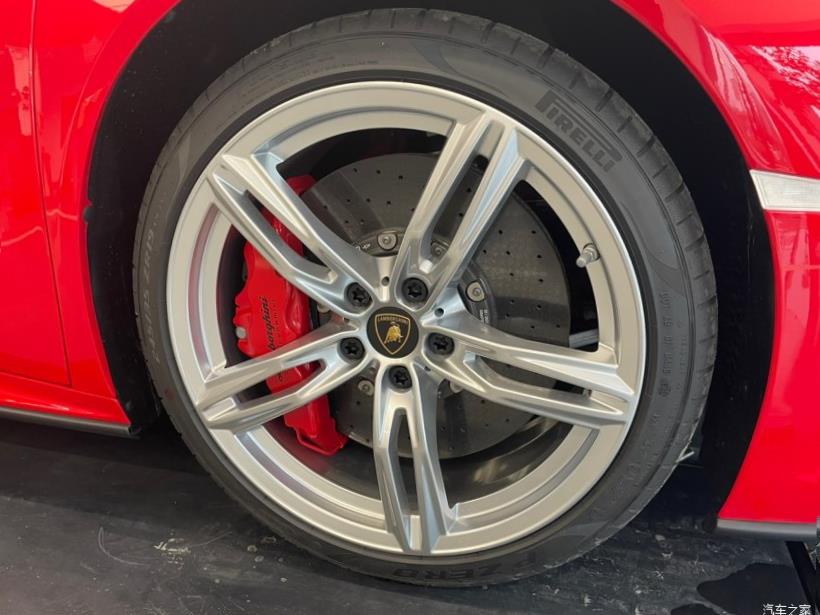 Lamborghini Huracan 