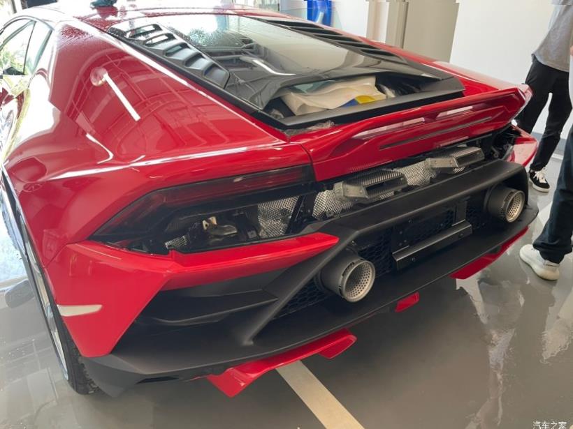 Lamborghini Huracan 