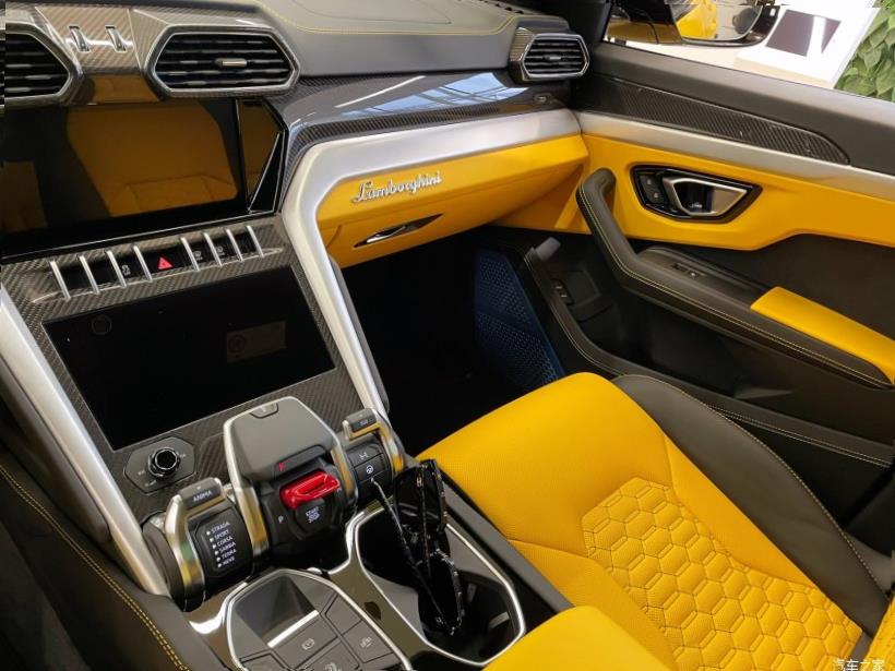 Lamborghini Huracan 