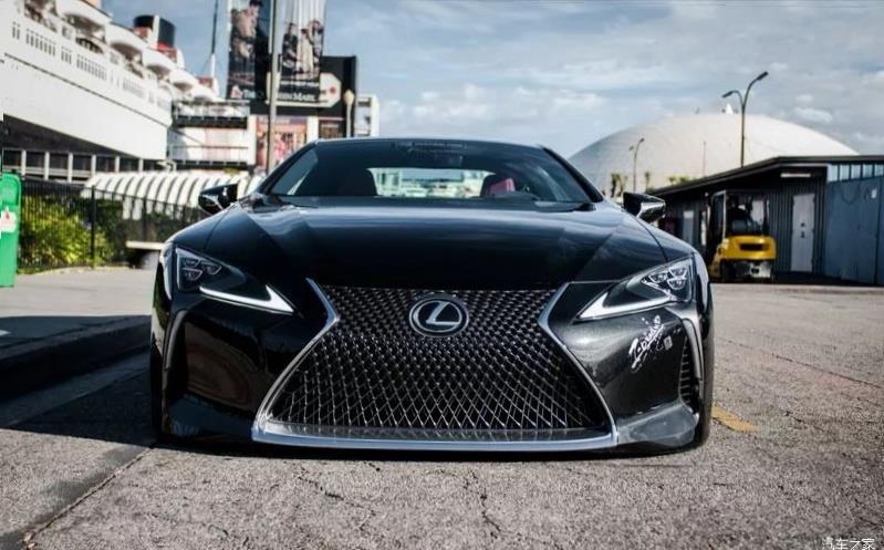 Lexus LC500 