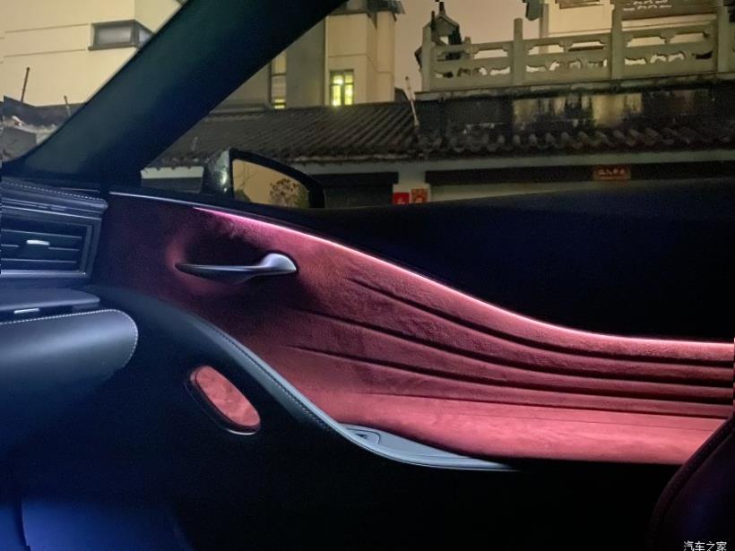 Lexus LC500 