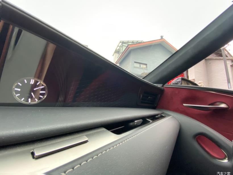 Lexus LC500 