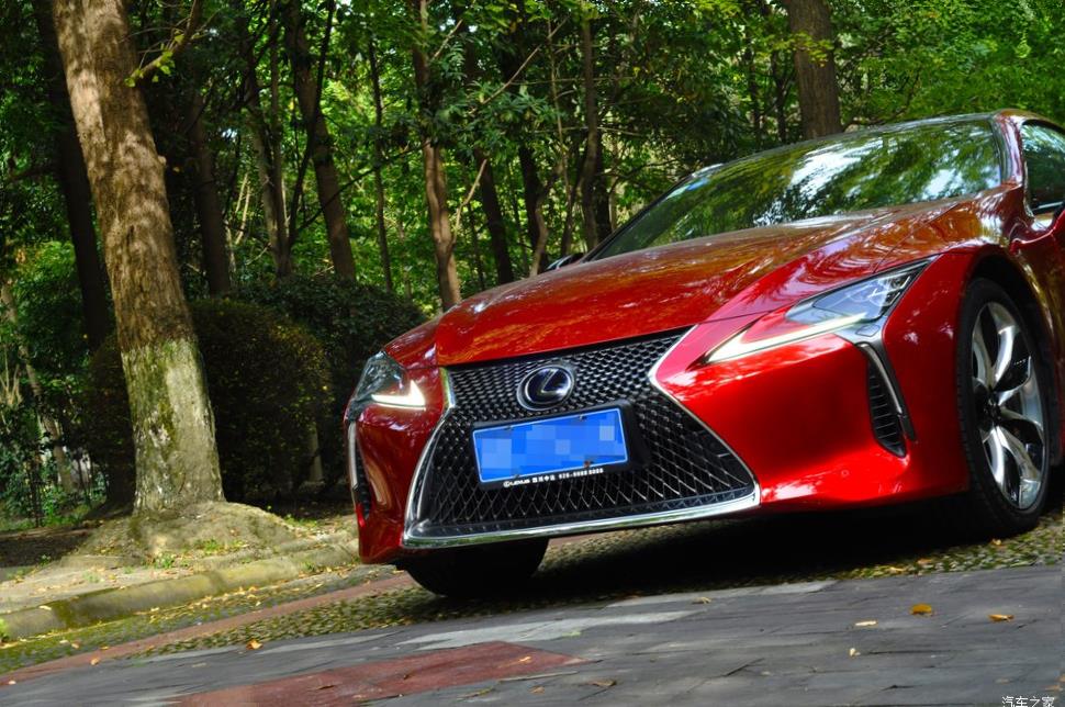 Lexus LC500 