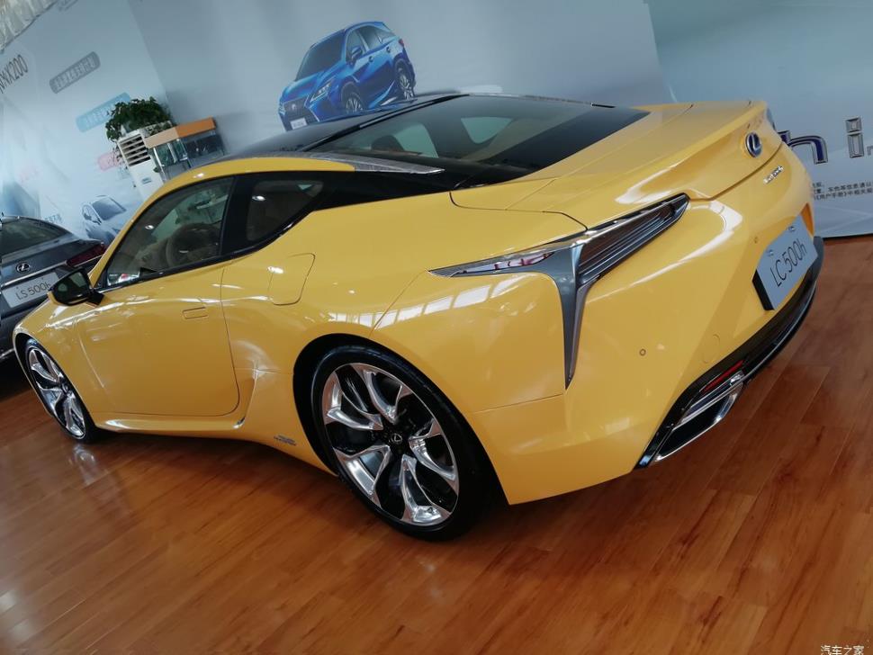 Lexus LC500 