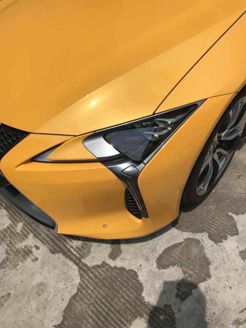 Lexus LC500 