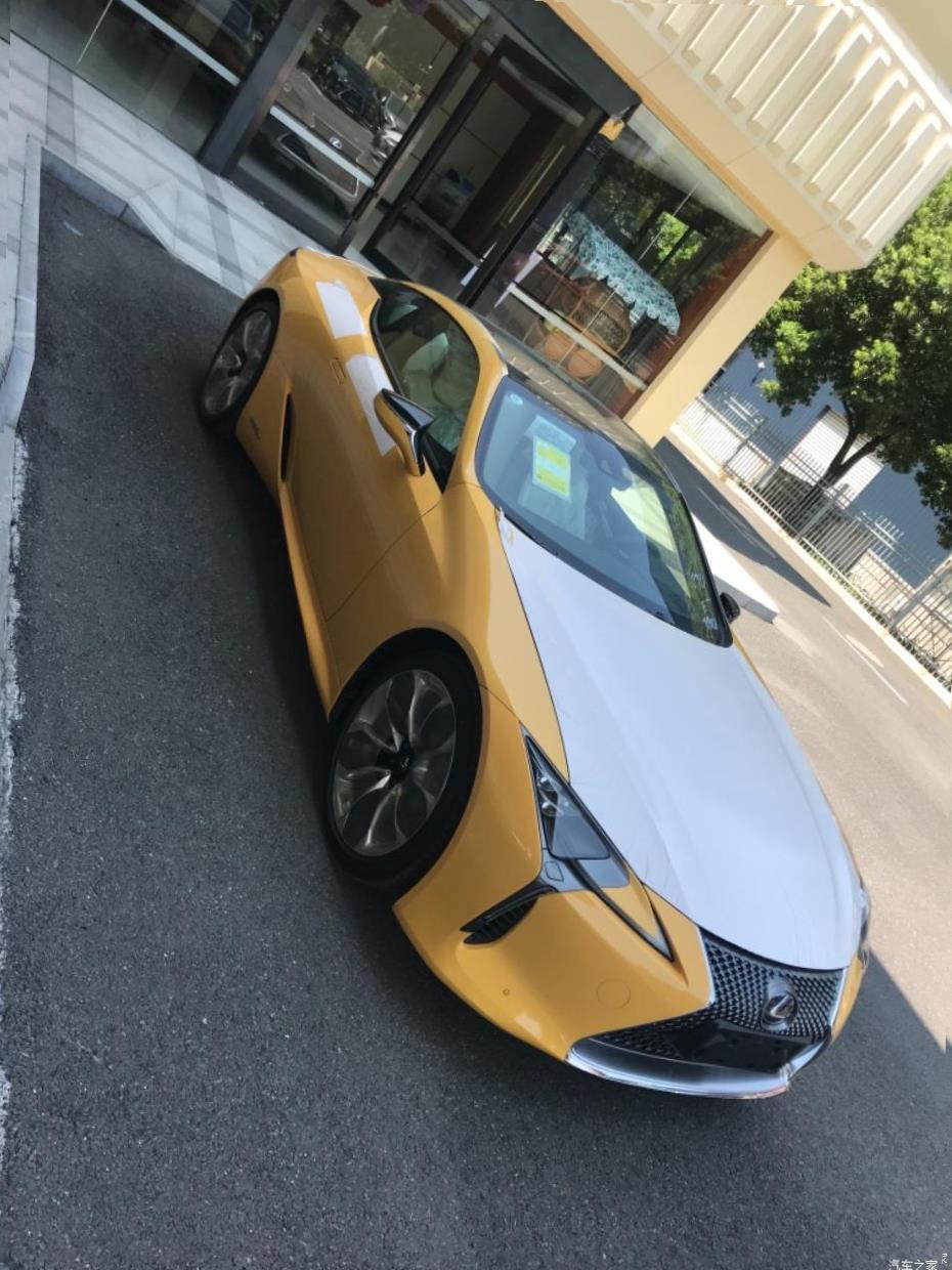 Lexus LC500 