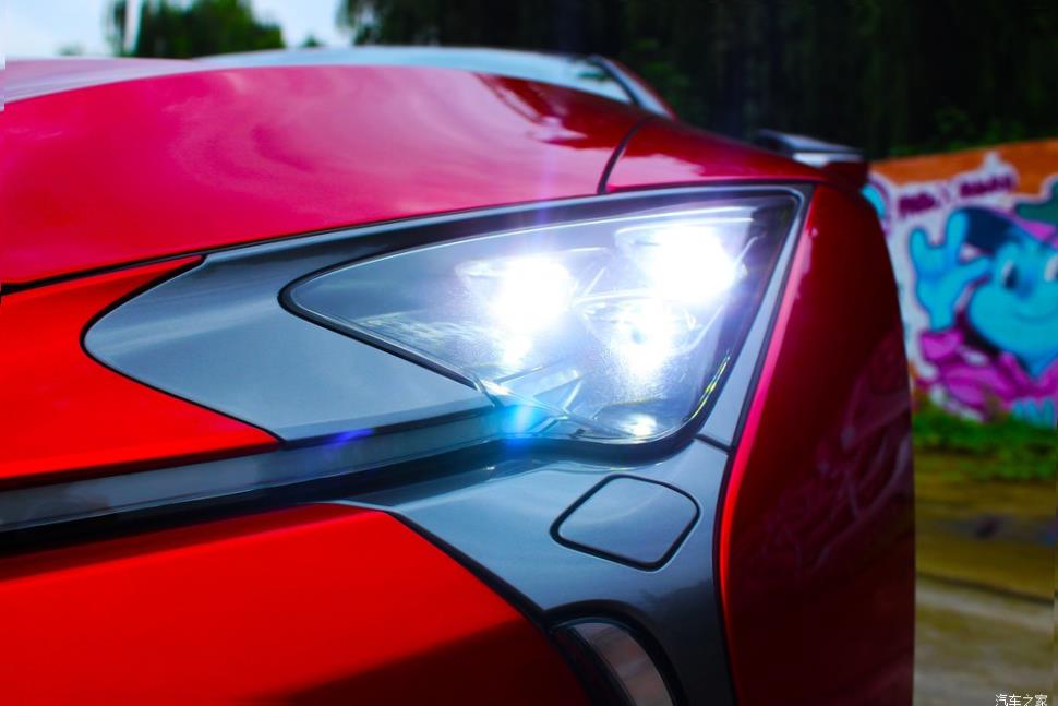 Lexus LC500 