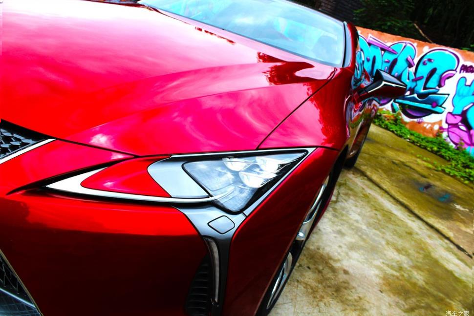 Lexus LC500 